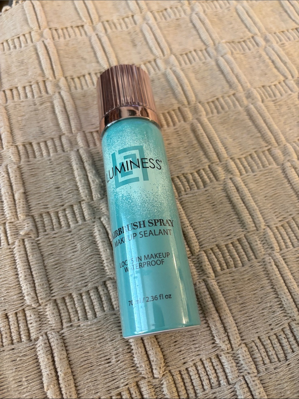LUMINESS Airbrush Spray Makeup Sealant - Picture 2 of 3